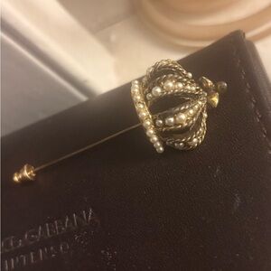 Pearl-Embellished Gold Crown Pin